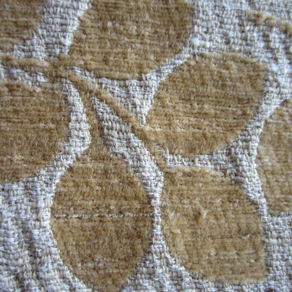 Plant Nature Tree Branch Modern Table Runner - Picture 4 of 9